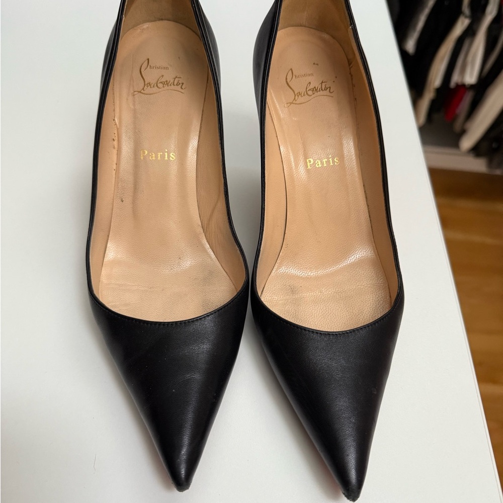 Authentic Christian Louboutin Black Leather Pumps Size 38.5